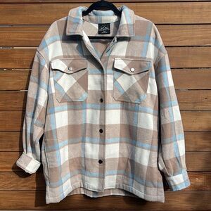 NWOT Thick Flannel Jacket with 4 Pockets
